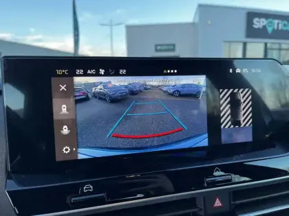 Photo 13 Citroën C4  PureTech 130 BVM6