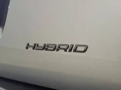 Photo 7 Peugeot 2008  Hybrid 145 e-DCS6