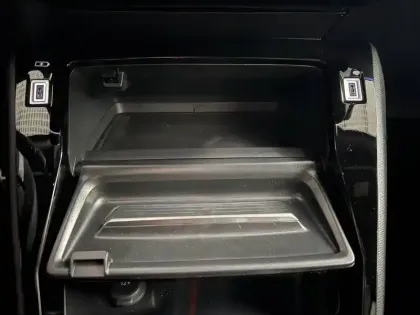 Photo 27 Peugeot 2008  Hybrid 145 e-DCS6