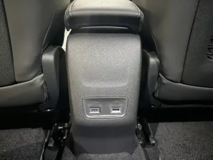 Photo 10 Peugeot 2008  Hybrid 145 e-DCS6