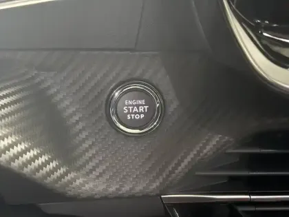 Photo 29 Peugeot 2008  Hybrid 145 e-DCS6