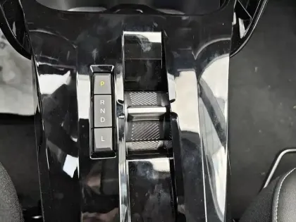 Photo 13 Citroën C3  Hybride 110 ch e-DCS6