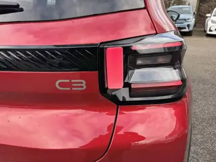 Photo 16 Citroën C3  Hybride 110 ch e-DCS6