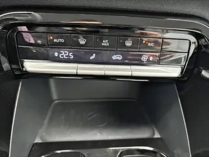 Photo 18 Citroën C3  Hybride 110 ch e-DCS6