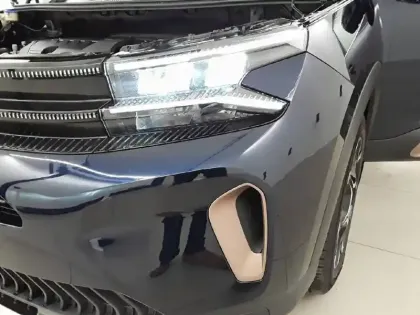 Photo 15 Citroën C5 aircross  Hybride Rechargeable 225 e-EAT8