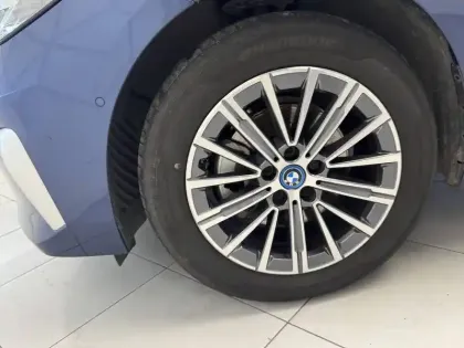 Photo 10 BMW Serie 2 Active Tourer 225e xDrive 245 ch DKG7