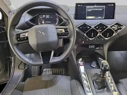 Photo 27 DS DS 3  PureTech 100 BVM6