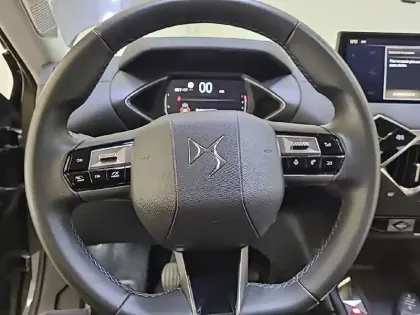 Photo 8 DS DS 3  PureTech 100 BVM6