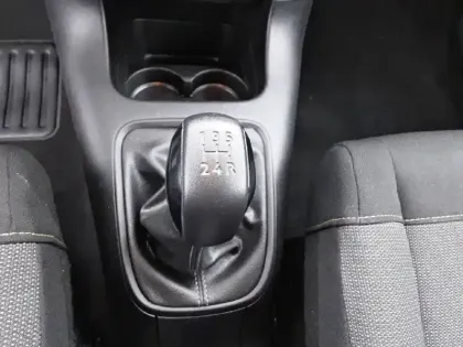 Photo 13 Citroën C3  PureTech 83 S&S BVM5