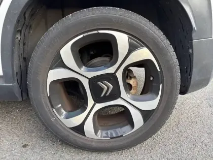 Photo 12 Citroën C3 Aircross  PureTech 110 S&S BVM6