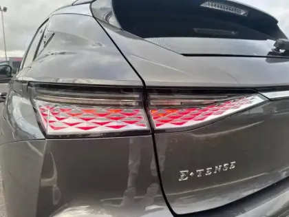 Photo 16 DS DS 4  Hybride E-Tense 225 EAT8