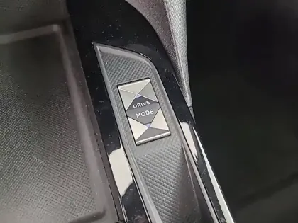 Photo 105 DS DS 3 DS3 Crossback E-Tense