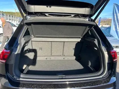 Photo 12 Volkswagen Tiguan  2.0 TDI 150ch DSG7