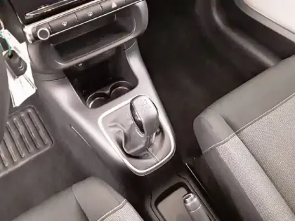 Photo 13 Citroën C3  PureTech 83 S&S BVM5