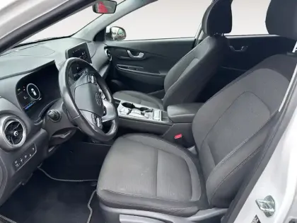 Photo 9 Hyundai Kona  Electrique 39 kWh - 136 ch