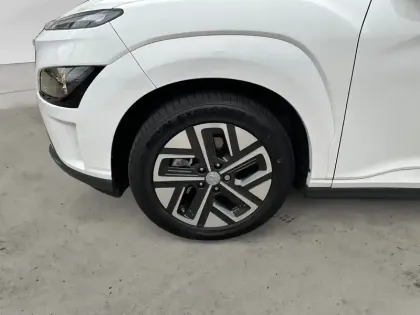 Photo 8 Hyundai Kona  Electrique 39 kWh - 136 ch