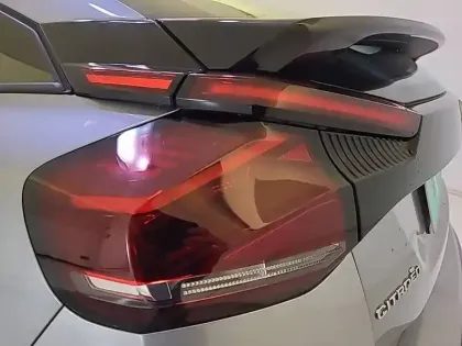 Photo 16 Citroën C4  PureTech 100 BVM6