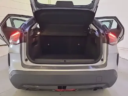 Photo 25 Citroën C4 Gén. III Ph1 NG YOU 5