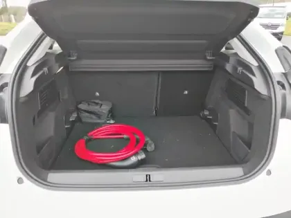 Photo 5 Citroën C4 e- 136 ch Automatique