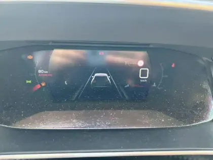 Photo 9 Peugeot 2008  BlueHDi 110 S&S BVM6