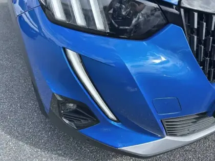 Photo 15 Peugeot 2008  BlueHDi 110 S&S BVM6