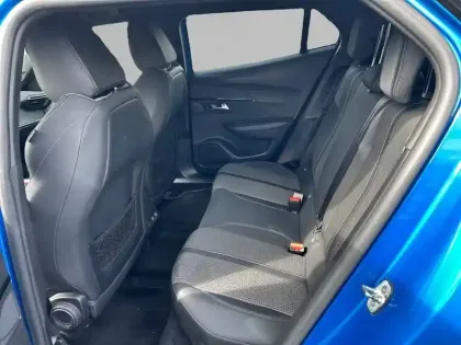 Photo 55 Peugeot 2008  BlueHDi 110 S&S BVM6