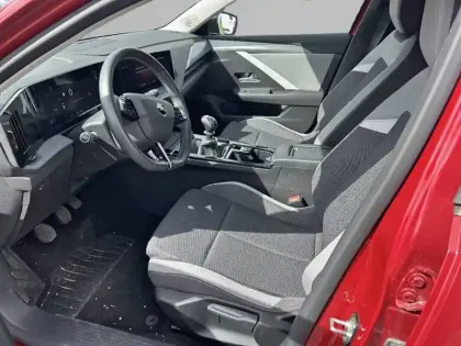 Photo 10 Opel Astra  1.2 Turbo 110 ch BVM6