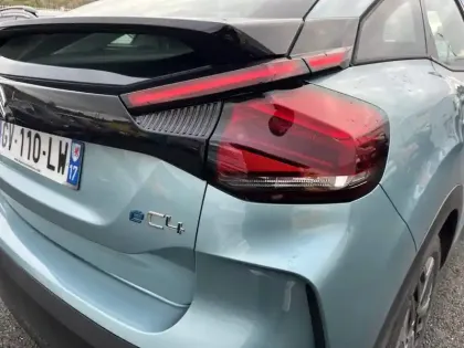 Photo 16 Citroën C4 e- 136 ch autonomie standard  Automatique