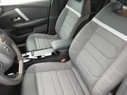 Photo 10 Citroën C4  BlueHDi 130 EAT8