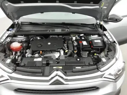 Photo 14 Citroën C4  BlueHDi 130 EAT8