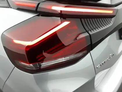 Photo 16 Citroën C4  BlueHDi 130 EAT8