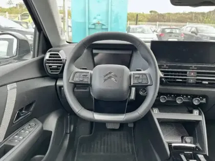 Photo 8 Citroën C4  Hybride 136 e-DCS6