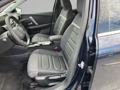 Photo 10 Citroën C4  Hybride 136 e-DCS6