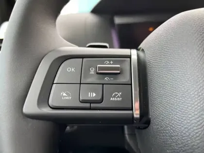 Photo 14 Citroën C4  Hybride 136 e-DCS6