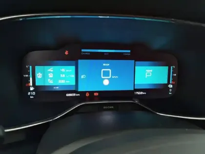 Photo 9 Citroën C5 aircross  Hybride Rechargeable 225 S&S e-EAT8