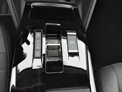 Photo 13 Citroën C4  BlueHDi 130 S&S EAT8