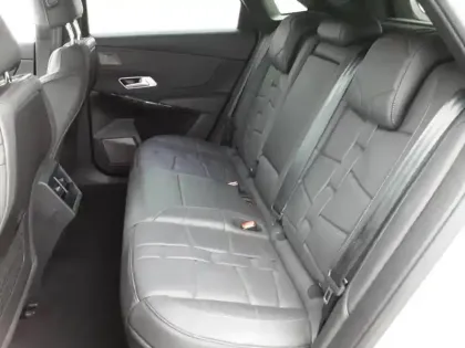 Photo 11 DS DS 7 DS7 Crossback Hybride E-Tense 300 EAT8 4x4