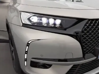Photo 97 DS DS 7 DS7 Crossback Hybride E-Tense 300 EAT8 4x4