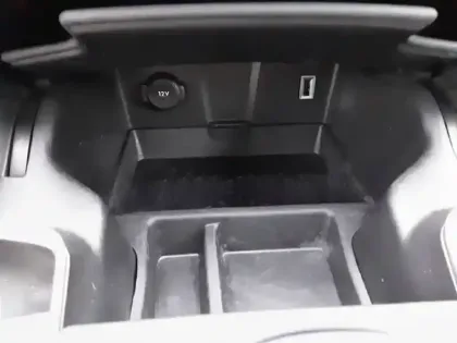 Photo 68 DS DS 7 Gén. I Ph1 Louvre 5