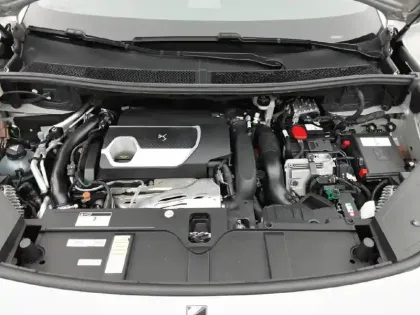 Photo 17 DS DS 7 DS7 Crossback Hybride E-Tense 300 EAT8 4x4