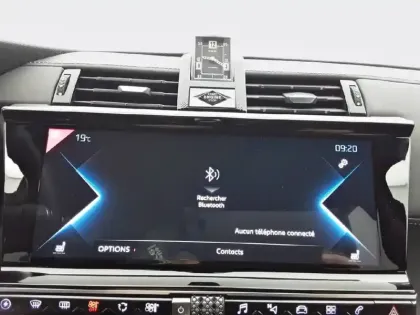 Photo 34 DS DS 7 DS7 Crossback Hybride E-Tense 225 EAT8