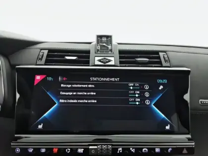 Photo 111 DS DS 7 DS7 Crossback Hybride E-Tense 225 EAT8