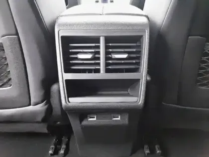 Photo 19 DS DS 7 DS7 Crossback Hybride E-Tense 225 EAT8