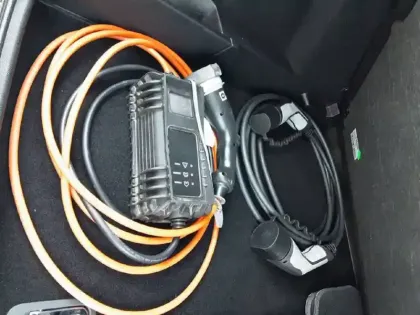 Photo 14 DS DS 7 DS7 Crossback Hybride E-Tense 225 EAT8