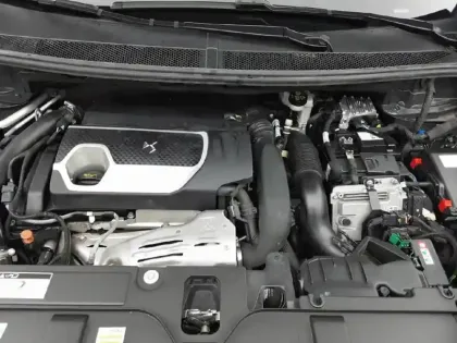 Photo 75 DS DS 7 DS7 Crossback Hybride E-Tense 225 EAT8