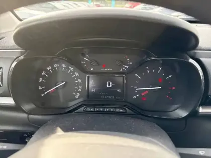 Photo 9 Citroën C3  BlueHDi 100 S&S BVM6