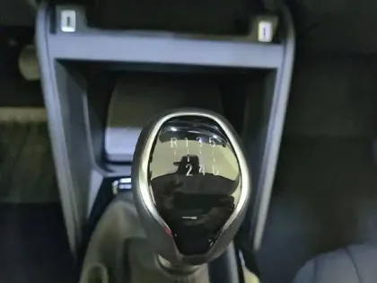 Photo 13 Citroën C4  PureTech 100 BVM6