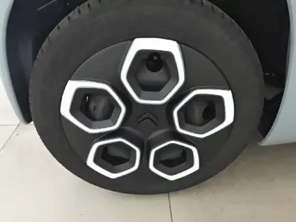 Photo 12 Citroën C-Zéro Gén. I Ph1 Confort 5