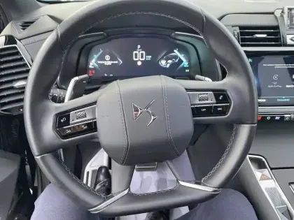 Photo 8 DS Ds 7 DS7 Crossback Hybride E-Tense 300 EAT8 4x4