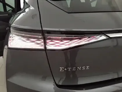 Photo 16 DS DS 4  Hybride E-Tense 225 EAT8